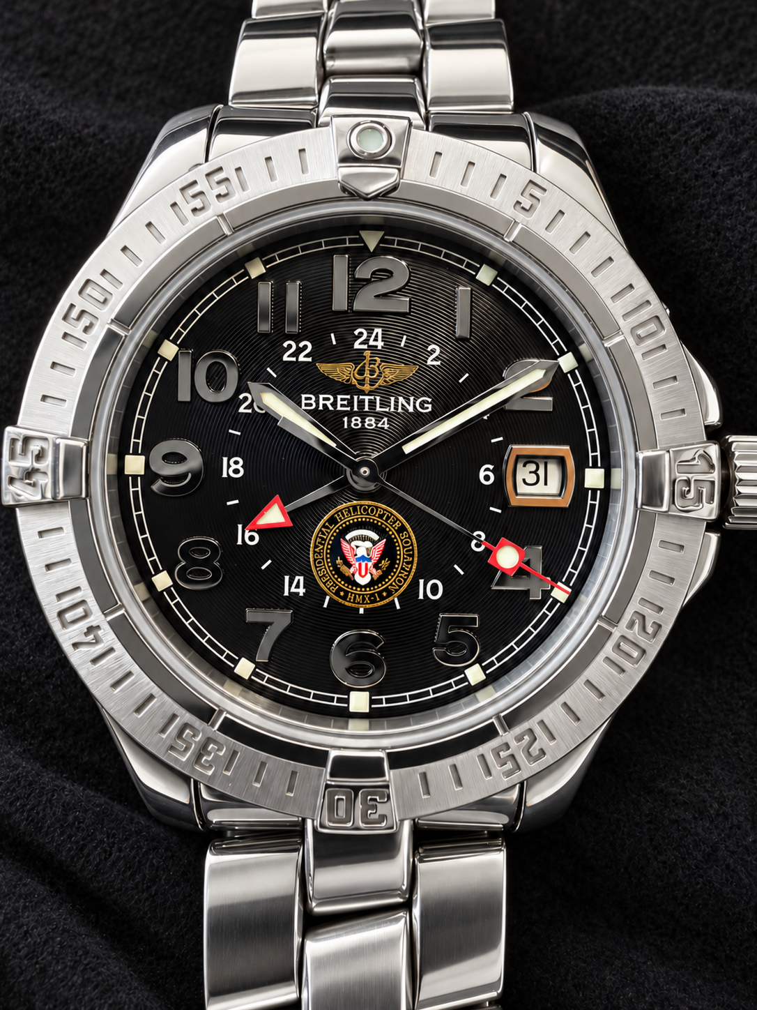 HMX-1 Breitling on charcoal cloth, with polished stainless-steel bracelet and bezel